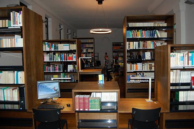 lesesaal der europäischen bibliothek für homöopathie © Europäische Bibliothek für Homöopathie