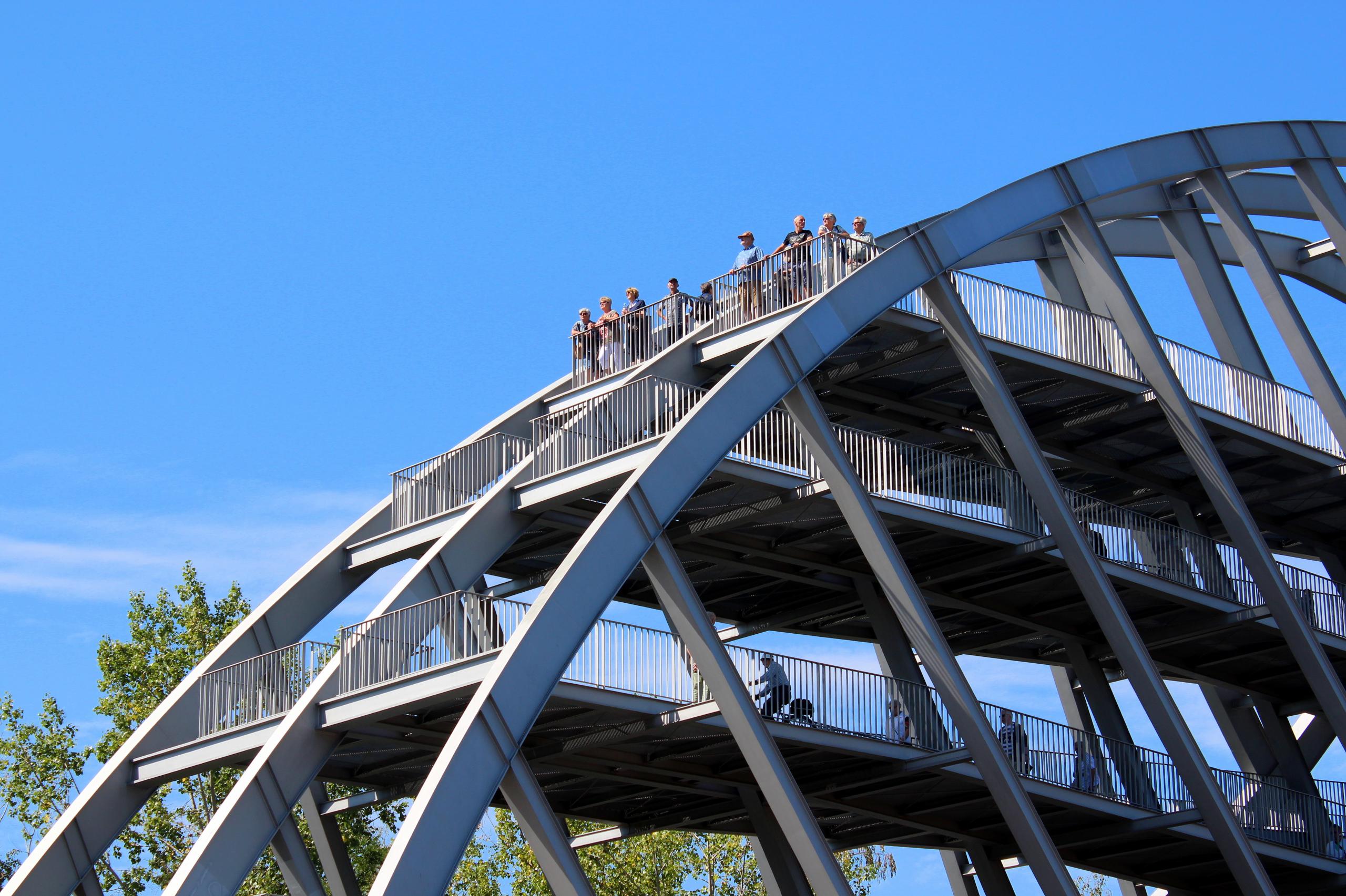 Bitterfelder Bogen ©Annett Freudenreich Blick auf den Bitterfelder Bogen