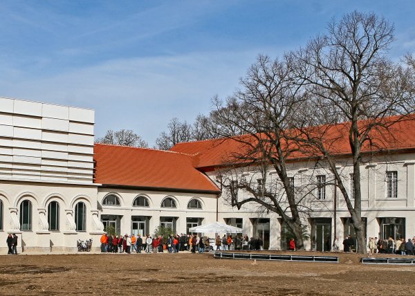 aussenaufnahme veranstaltungszentrum