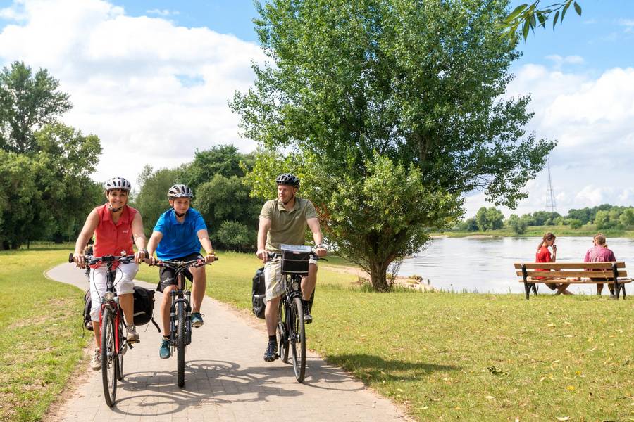 Blick auf das Titelbild der 4-Flüsse-Übersichtskarte © Magdeburger Tourismusverband Elbe-Börde-Heide e.V.