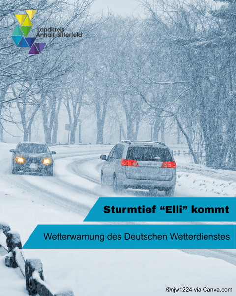 Man sieht zwei Autos, die auf verschneiten Straßen durch eine winterliche Landschaft fahren. &copy; Landkreis Anhalt-Bitterfeld via Canva.com